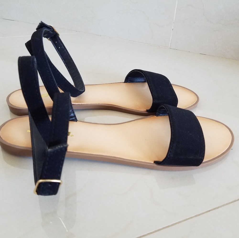 Black sandals